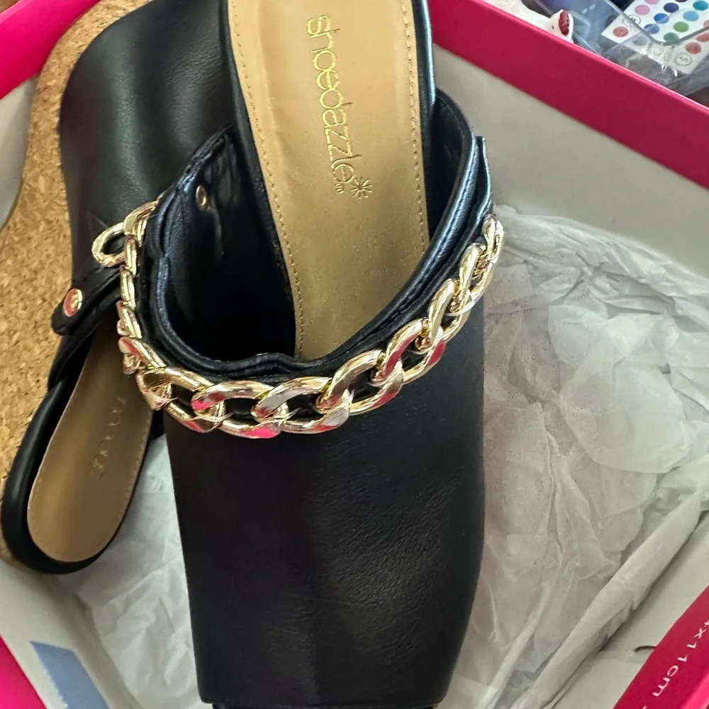 Black wedge sandals size‎ 9.5. Brand new - Picture 2 of 3